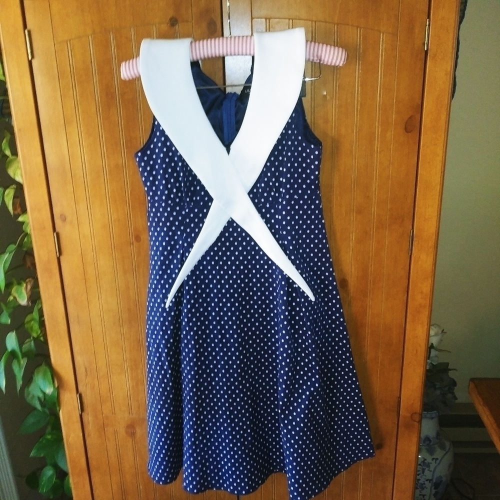 LiL. Better Sleeveless Dress